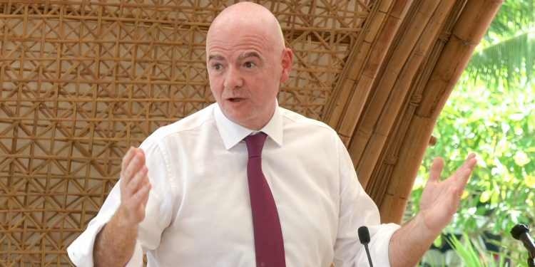 FIFA President Infantino addresses G20 and calls for ceasefire during FIFA World Cup Qatar 2022
