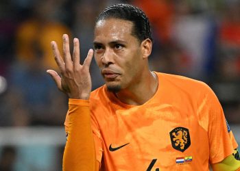 Van Dijk fires back after criticism from Dutch legend Marco van Basten
