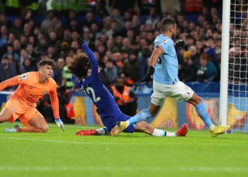 EPL : Riyad Mahrez solitary strike hands Man City victory at Chelsea