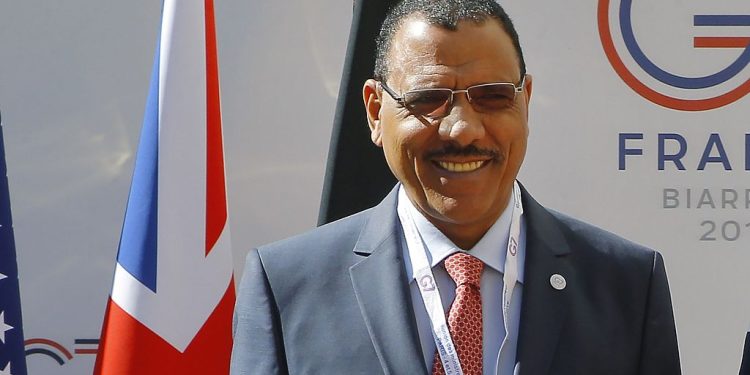 2022 CHAN : Niger President Mohamed Bazoum on cloud nine following Menas historic win over Ghana