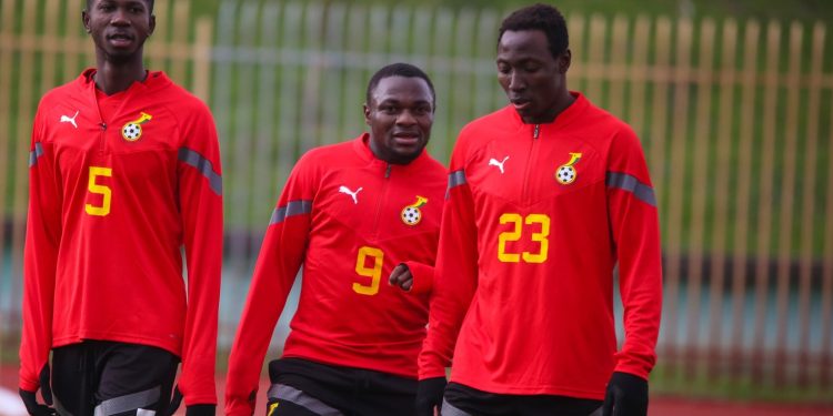 Stephen Manu Jabs Kofi Kordzi