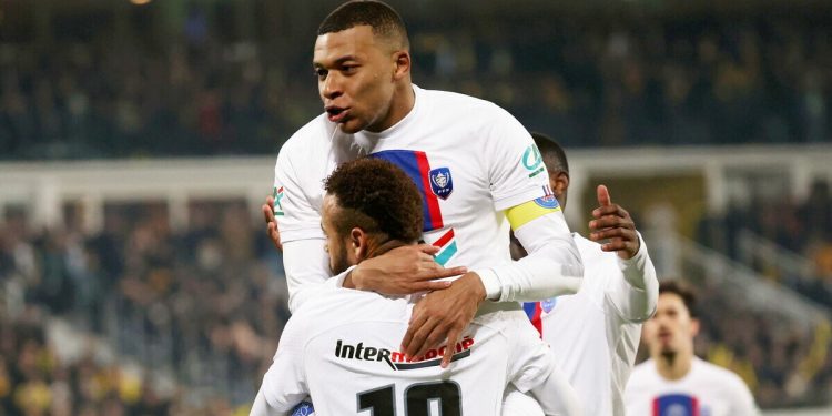 HISTORIC : Mbappe becomes first PSG player to score 5 goals in a single game