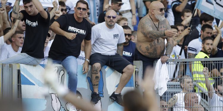 Italy : Serie A club ban three football fans for life over “antisemetic” behaviour