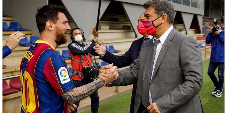 OFFICIAL : Lionel Messi will return to Barcelona. Joan Laporta publicly confirms !