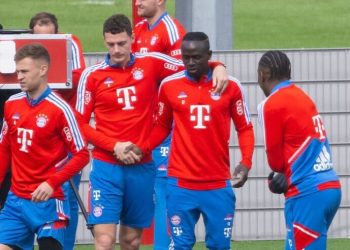 Senegalese hail Benjamin Pavard for showing solidarity to Sadio Mane at Bayern Munich training after his reported bust-up with Leroy Sane
