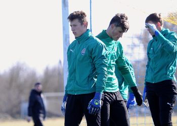 GLOVES OUT. GUN IN : Shaktar U19 goalkeeper temporarily quits football to join Ukraine army as he bids to defend his country