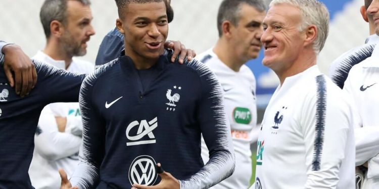 JACKPOT : France coach Deschamps receives a fortune as 2022 World Cup bonus monies to the Blues are revealed !