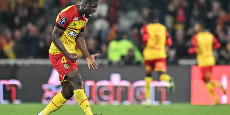 TRANSFERS : Premier League clubs targeting Lens defender Kevin Danso