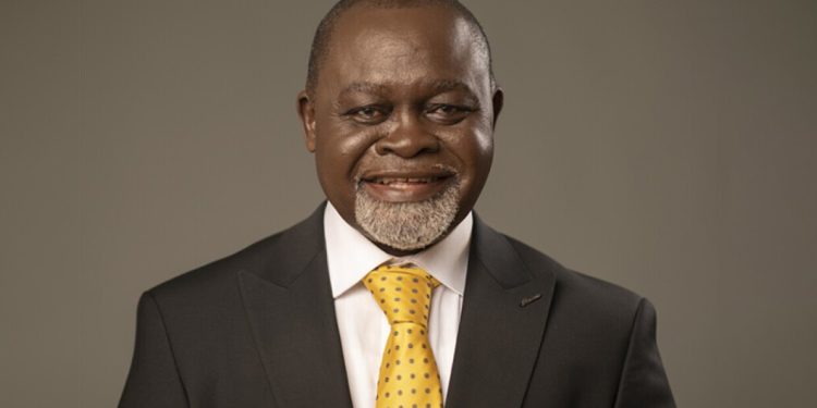 Azumah Nelson reveals why current Ghanaian boxers are struggling to become like him !