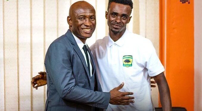 Asante Kotoko : Second new signing confirmed as Nanabayin Amoah joins Ogum’s side
