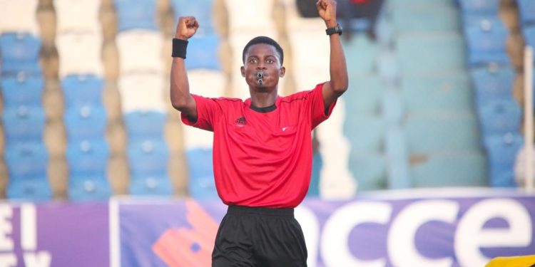 Ghana Referees chief hails “Cath Them Young Refereeing Policy” of the GFA !