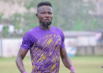 Vincent Atingah : Medeama defender wins 2022/23 Ghana Premier League Best Player of the season award !