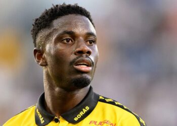 michael-baidoo-for-plymouth-argyle