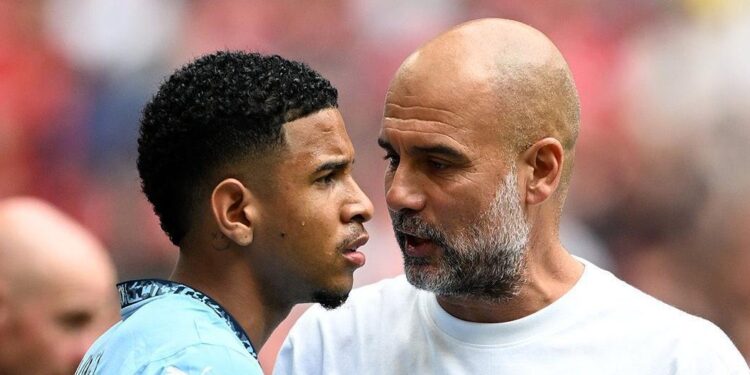 pep-guardiola-and-savinho