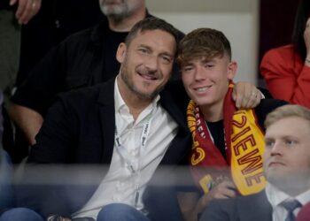 Cristian Totti retires, Francesco Totti